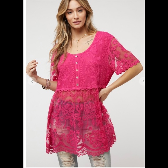 Crochet round neck button down top. - Picture 1 of 5